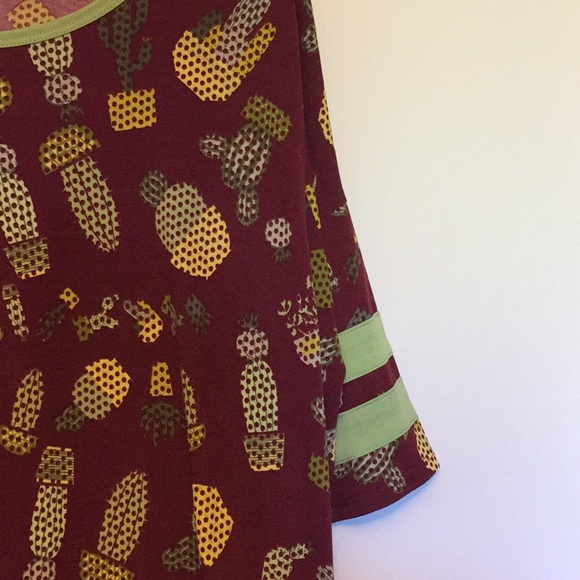 Lulaloe Cactus Tunic - Picture 3 of 3